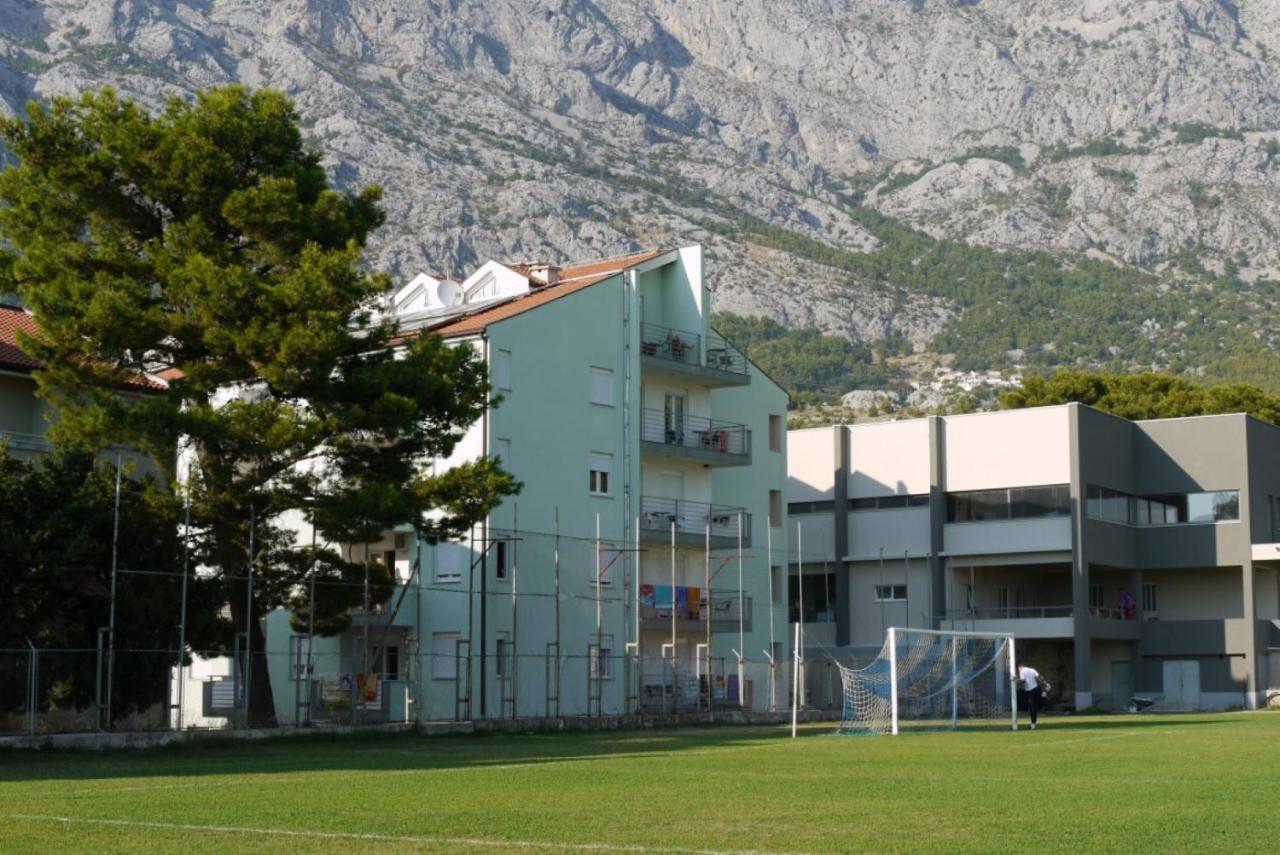 Ruza&Nikolina "1" Apartmani - Baška Voda Exteriör bild