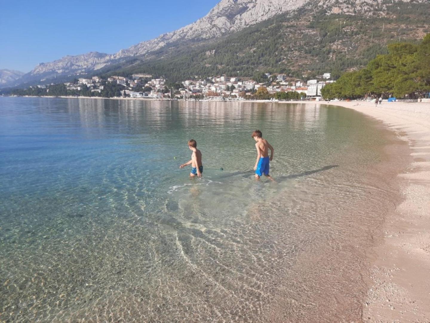 Ruza&Nikolina "1" Apartmani - Baška Voda Exteriör bild