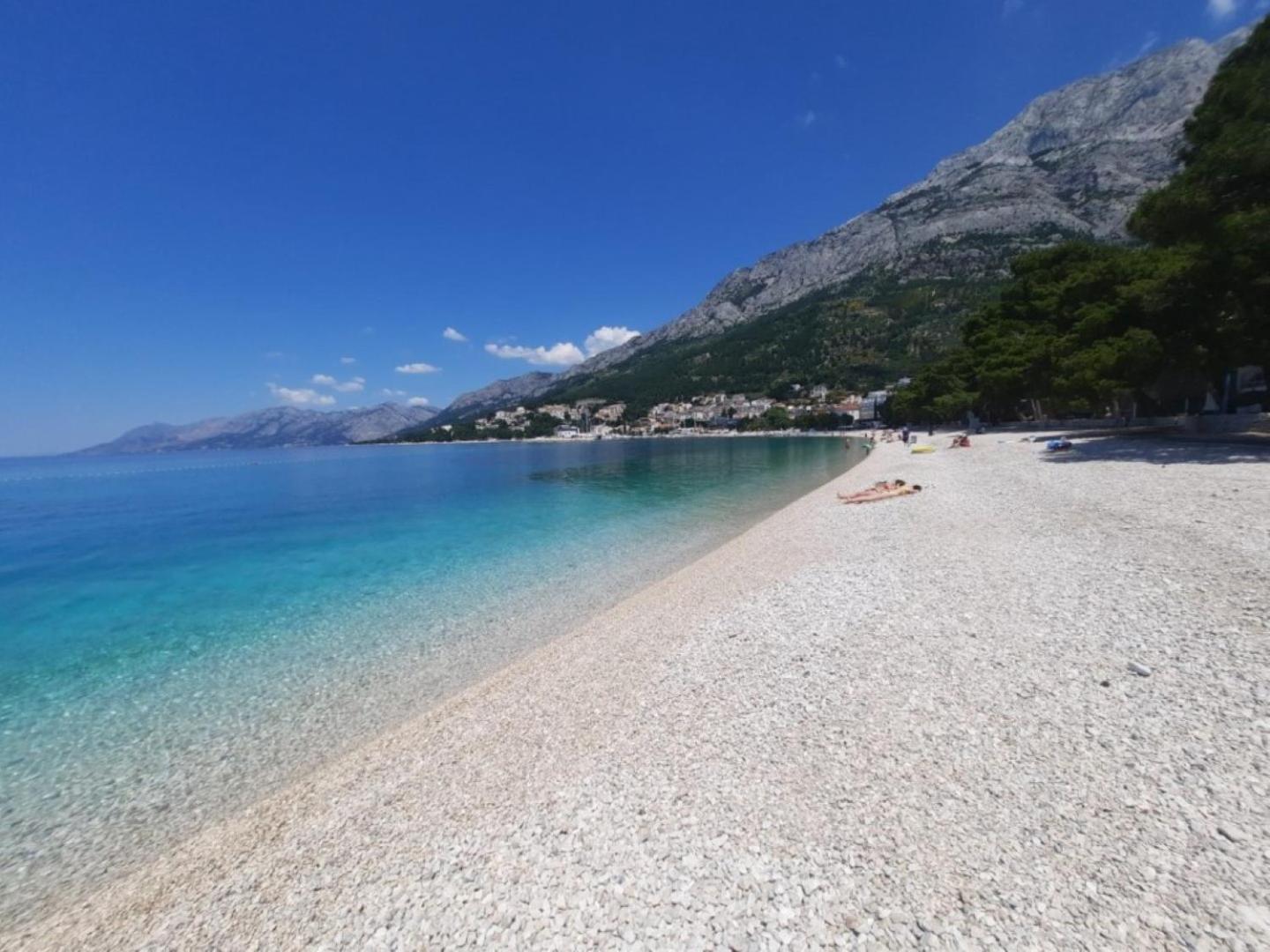 Ruza&Nikolina "1" Apartmani - Baška Voda Exteriör bild