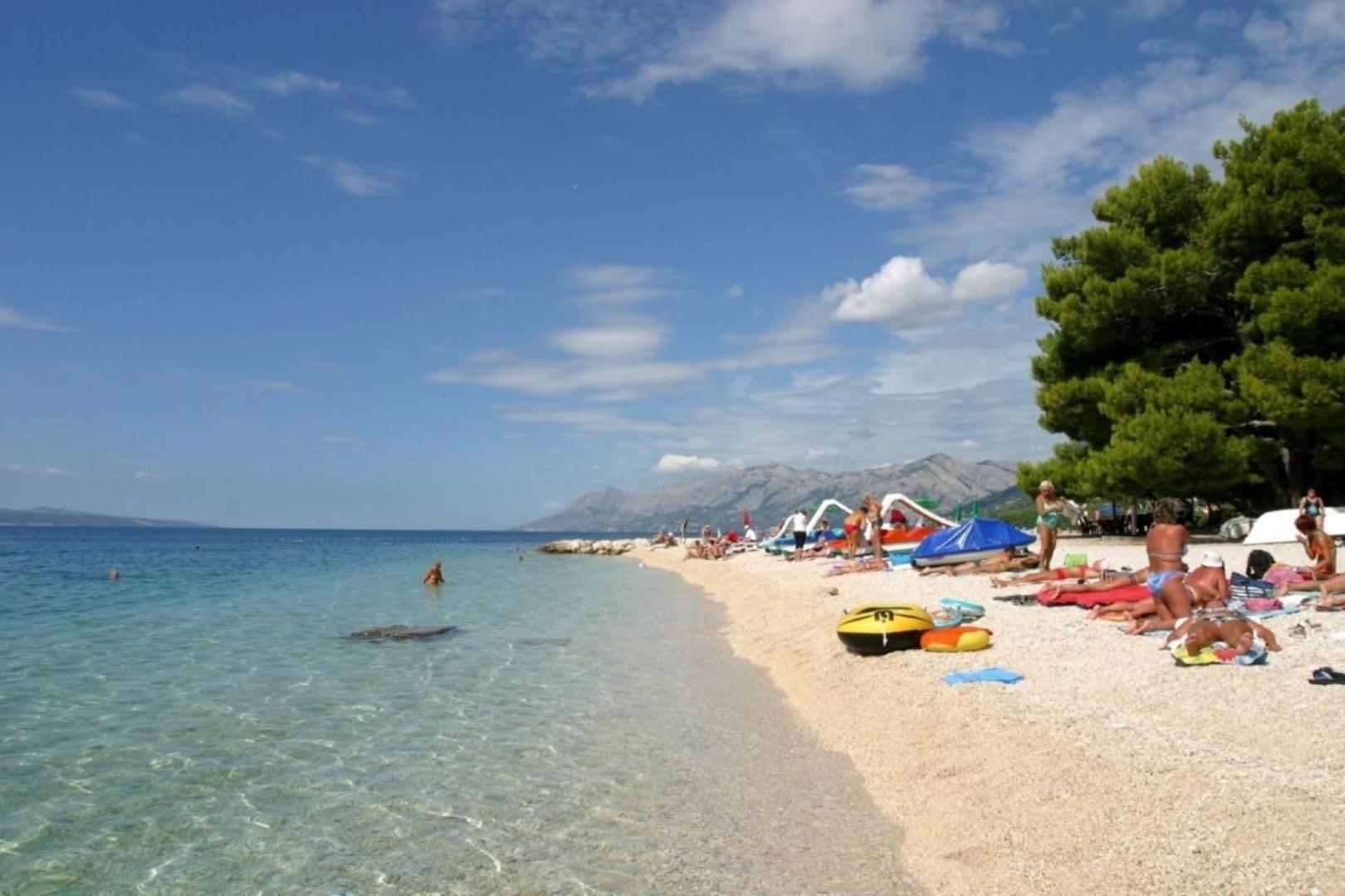 Ruza&Nikolina "1" Apartmani - Baška Voda Exteriör bild
